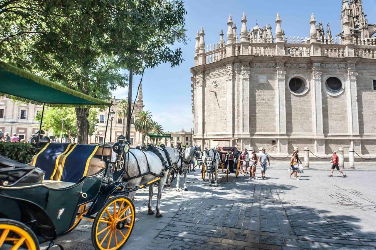 Abades Giralda Deluxe By Valcambre Daire Sevilla Dış mekan fotoğraf